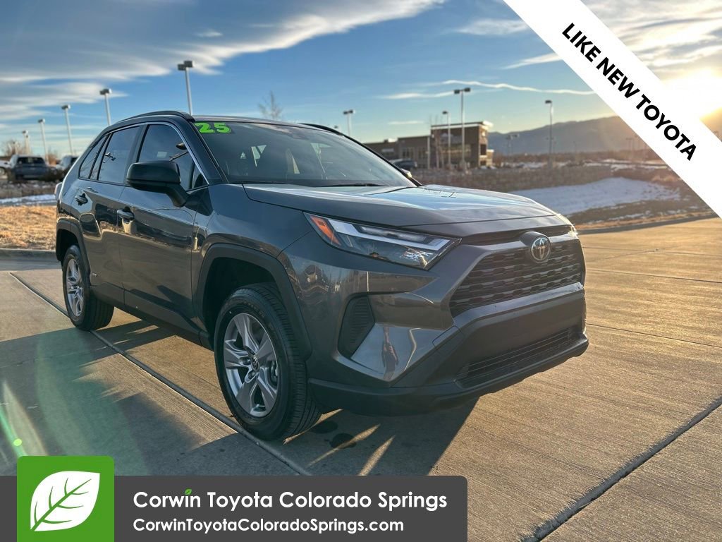 Used 2025 Toyota RAV4 LE image 1