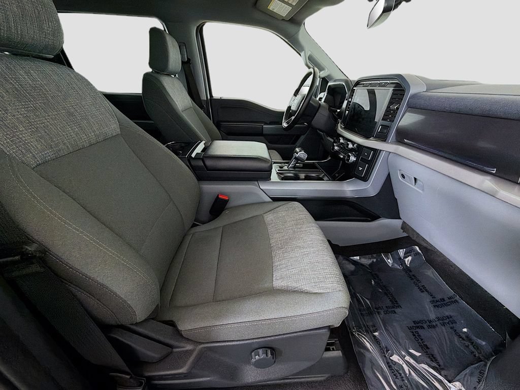 Used 2023 Ford F150 Lightning XLT AWD/4WD image 22