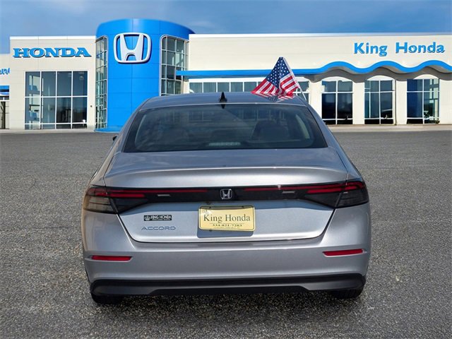 New 2025 Honda Accord SE image 7