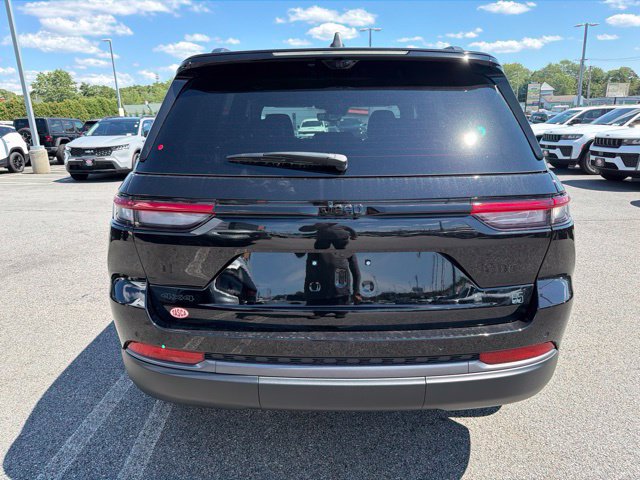 New 2026 Jeep Grand Cherokee Limited AWD/4WD image 4