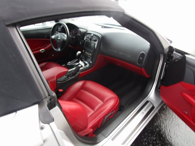 Used 2008 Chevrolet Corvette Convertible w/ Preferred Equipment Group image 22