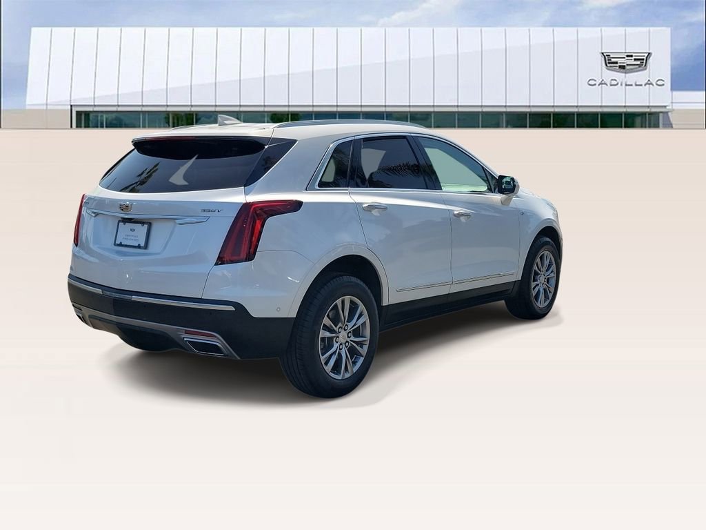 Certified 2023 Cadillac XT5 Premium Luxury w/ Technology Package FWD image 8