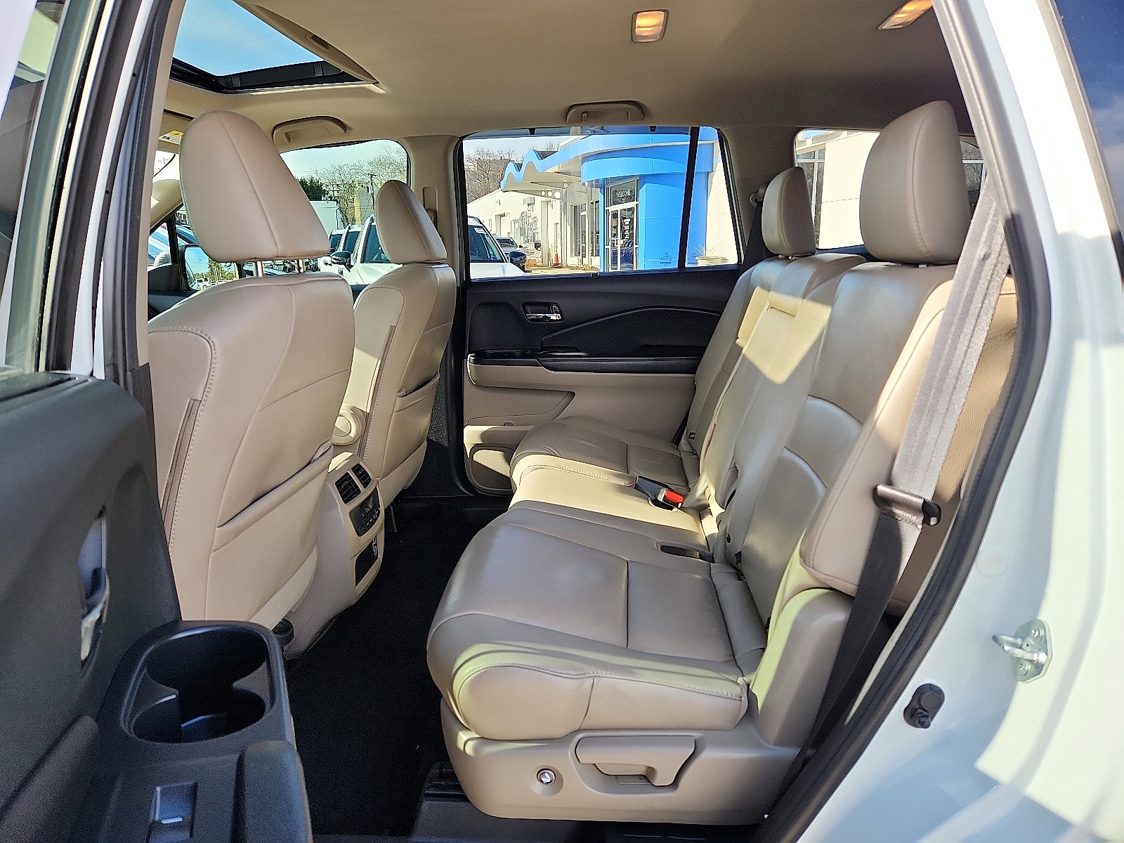 Used 2022 Honda Pilot EX-L image 10