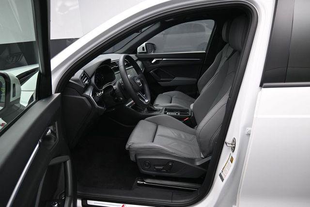 Used 2023 Audi Q3 2.0T Premium Plus w/ Premium Plus Package AWD/4WD image 9