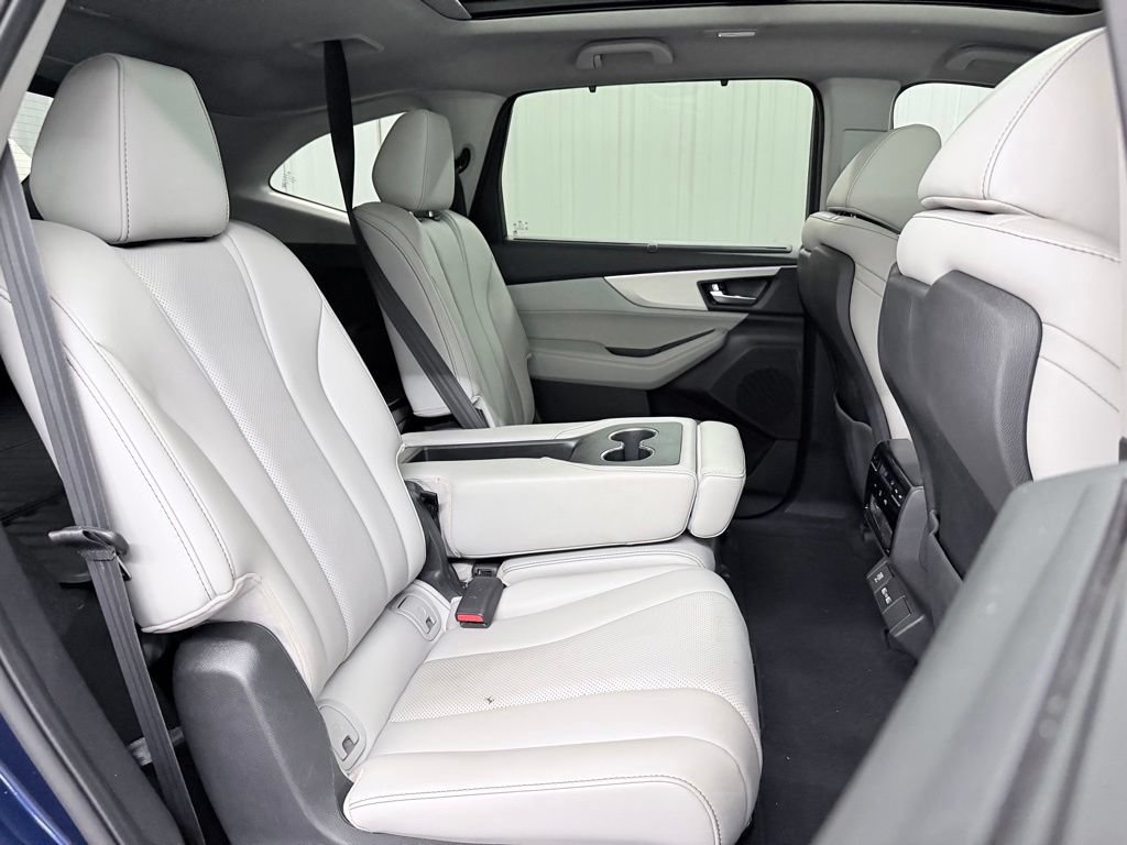 Used 2022 Acura MDX FWD w/ Technology Package image 39