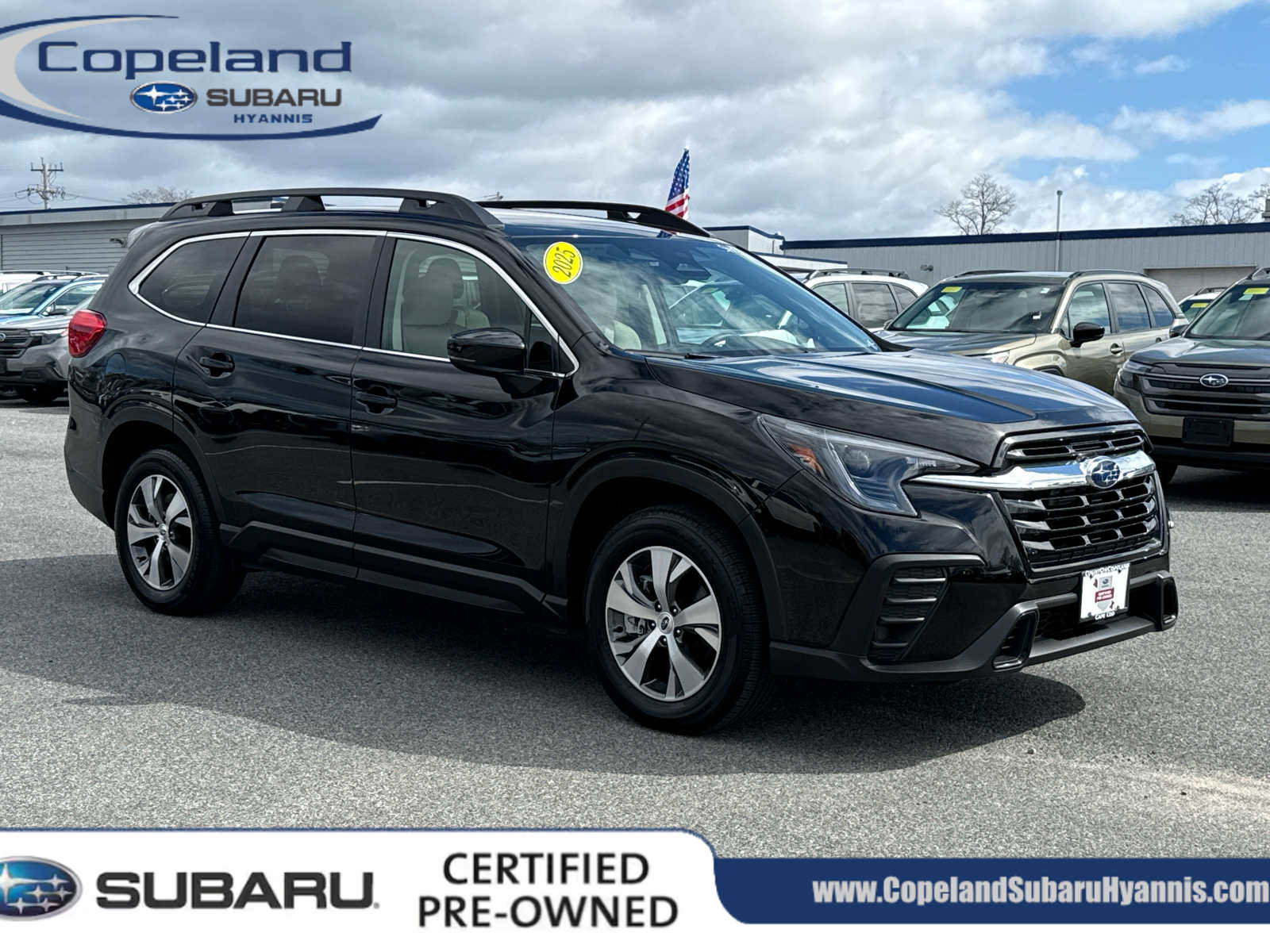 Certified 2025 Subaru Ascent Premium image 1