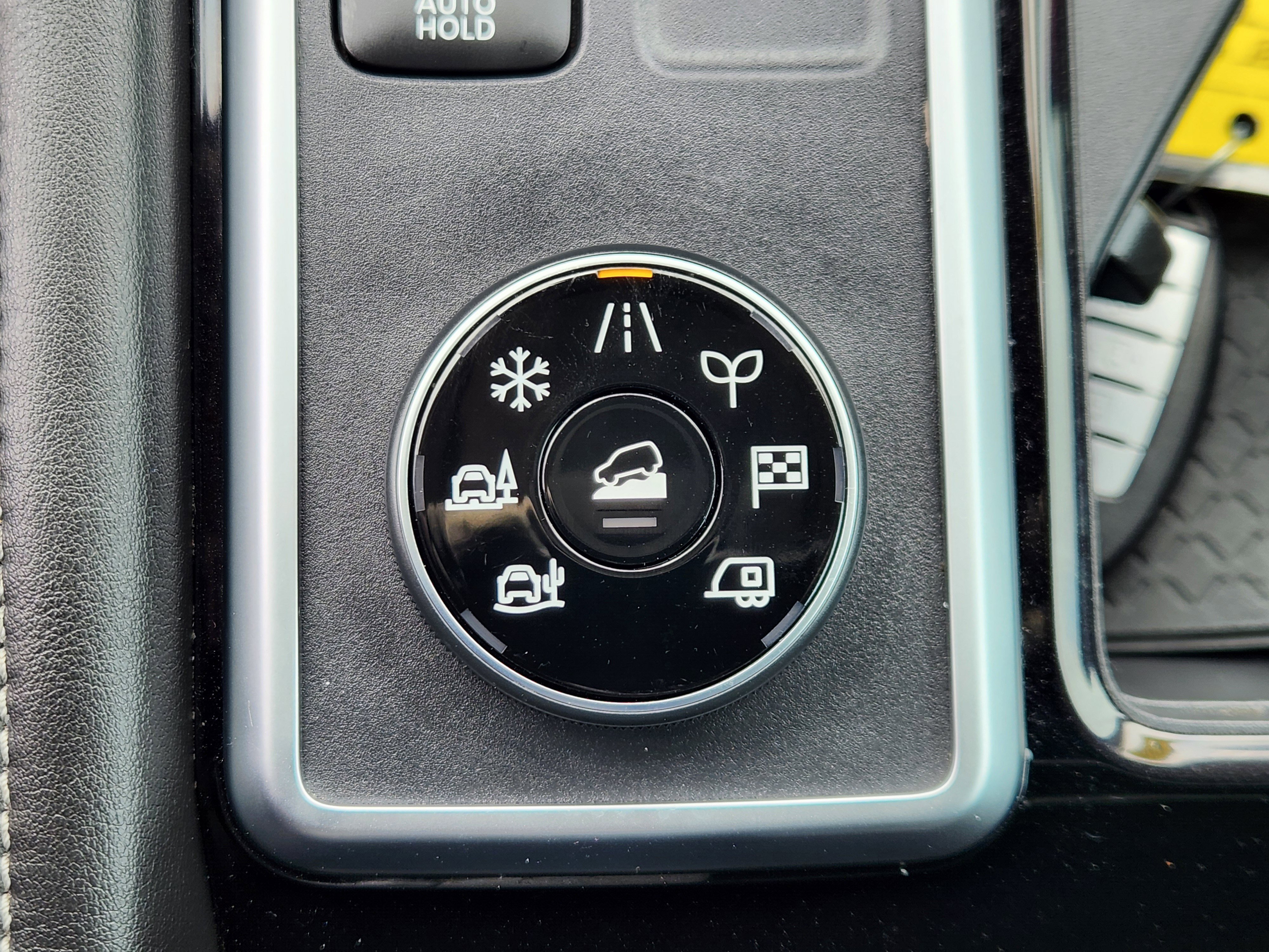 Used 2022 Nissan Pathfinder SL image 24