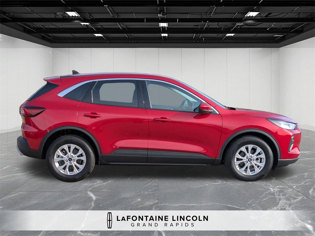 Used 2023 Ford Escape Active w/ Tech Pack #2 image 6