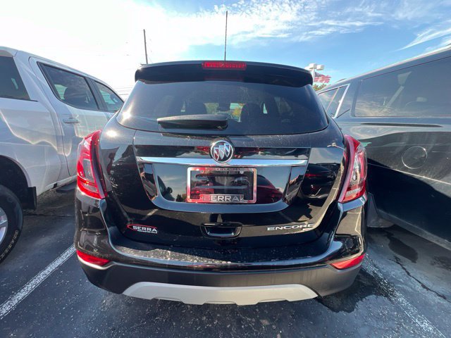 Used 2022 Buick Encore Preferred w/ Safety Package AWD/4WD image 5