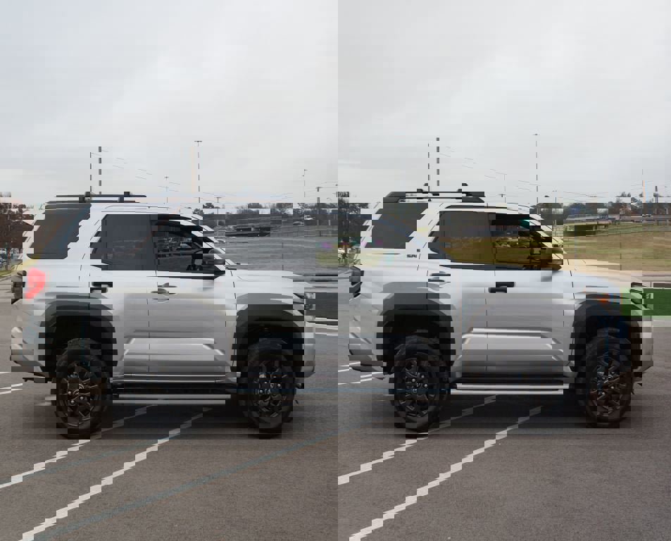 Used 2025 Toyota 4Runner SR5 image 18
