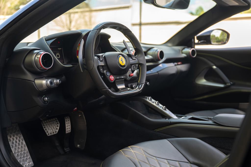 Used 2022 Ferrari 812 GTS RWD image 71
