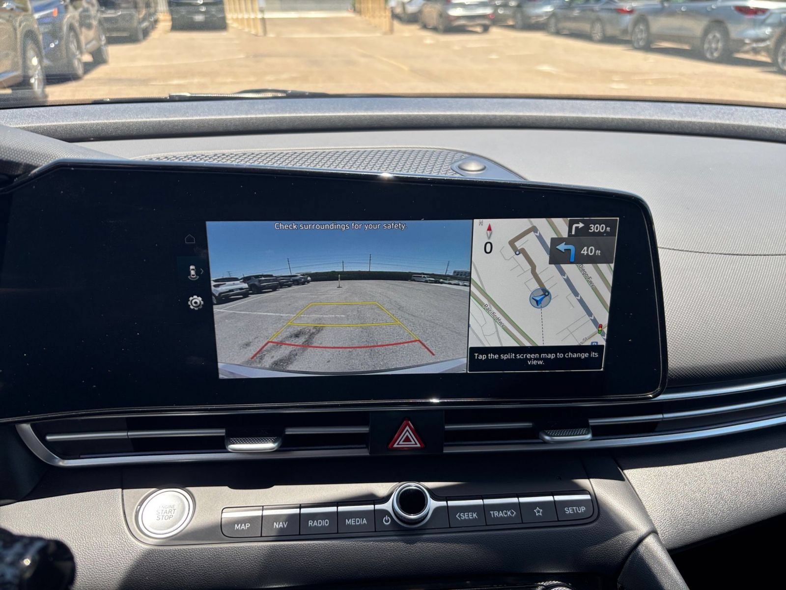 Used 2025 Hyundai Elantra SEL FWD image 23