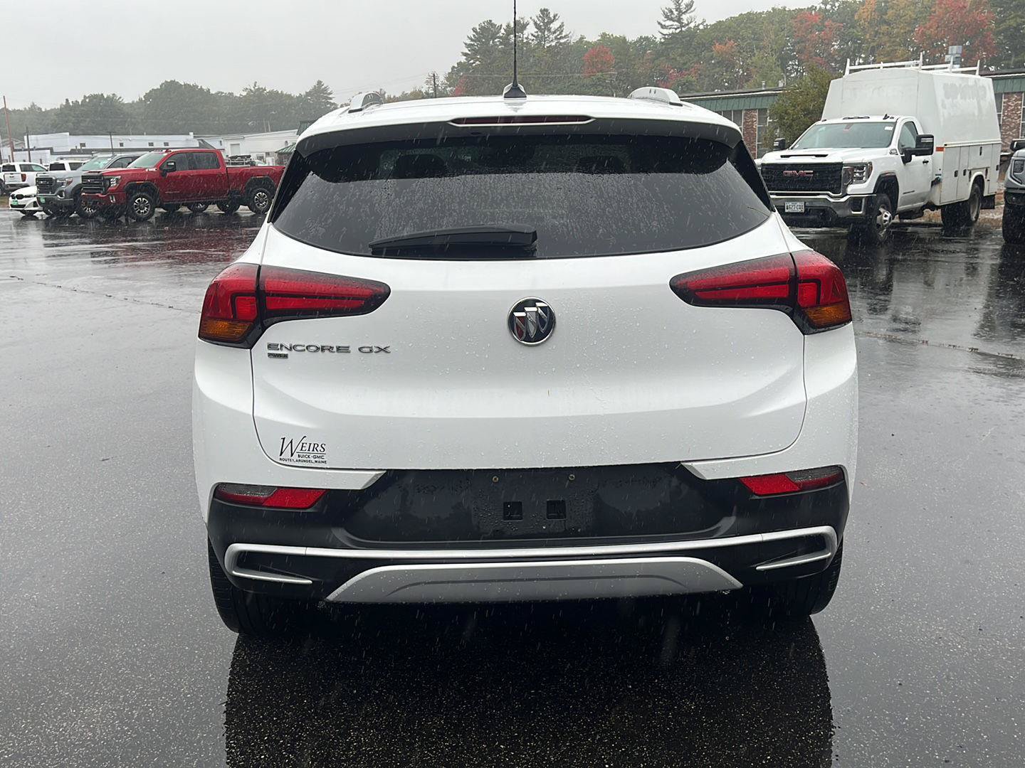Used 2021 Buick Encore GX Select AWD/4WD image 4