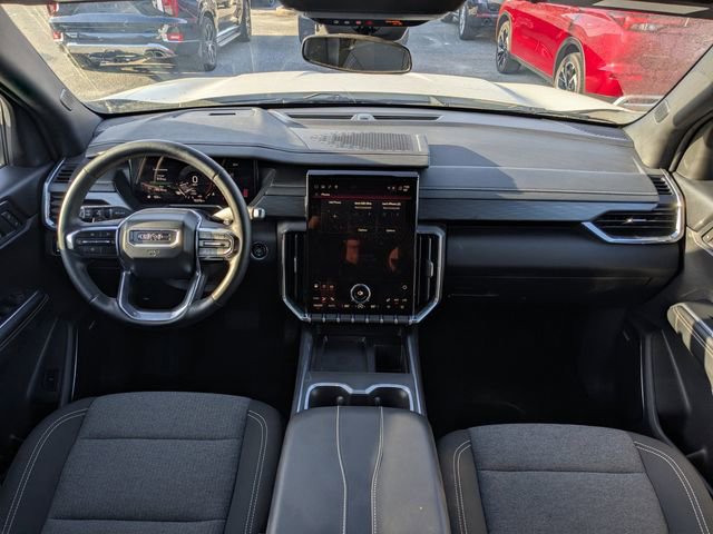 Used 2025 GMC Acadia Elevation image 15