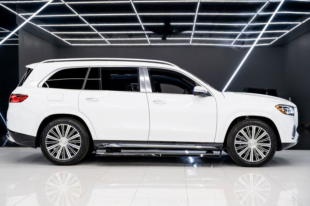 Used 2026 Mercedes-Benz Maybach GLS 600 4MATIC image 9