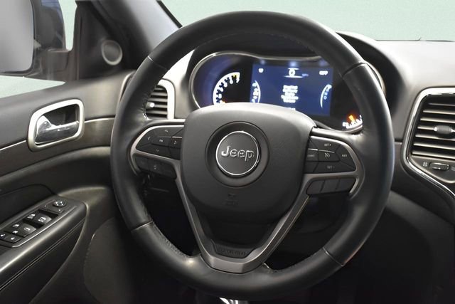 Used 2018 Jeep Grand Cherokee Laredo image 26