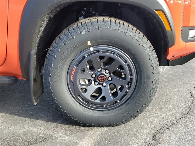 New 2026 Nissan Frontier PRO-4X w/ Pro-4x Convenience Package image 9