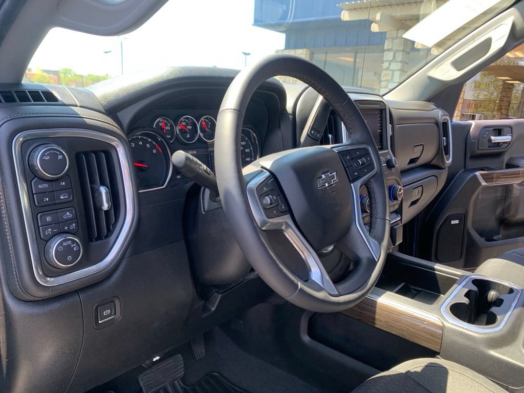 Used 2019 Chevrolet Silverado 1500 RST w/ All-Star Edition AWD/4WD image 31