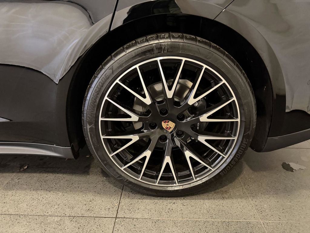 New 2026 Porsche Panamera 4 AWD/4WD image 11