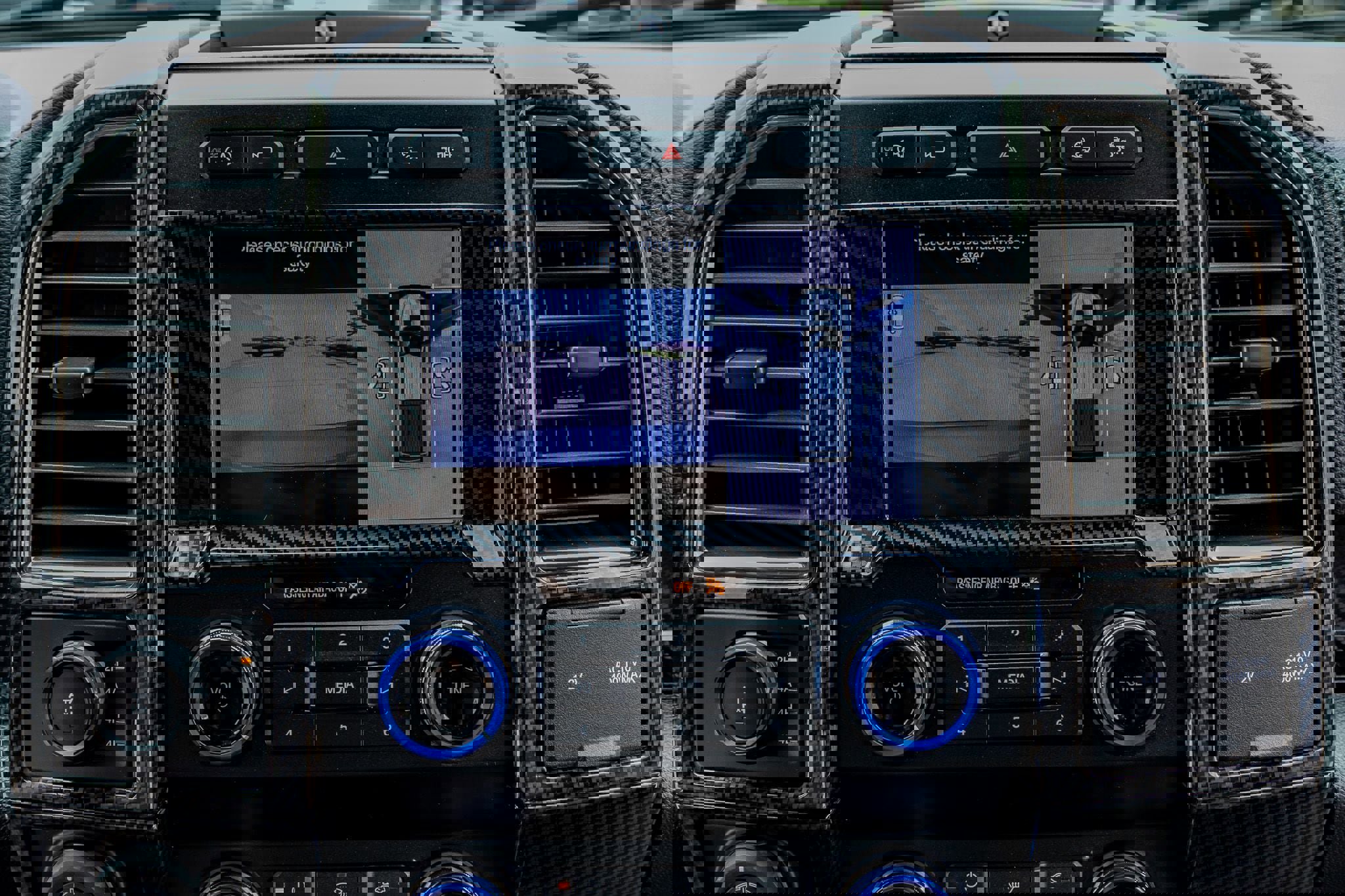 Used 2019 Ford F150 Raptor w/ Equipment Group 802A Luxury AWD/4WD image 26