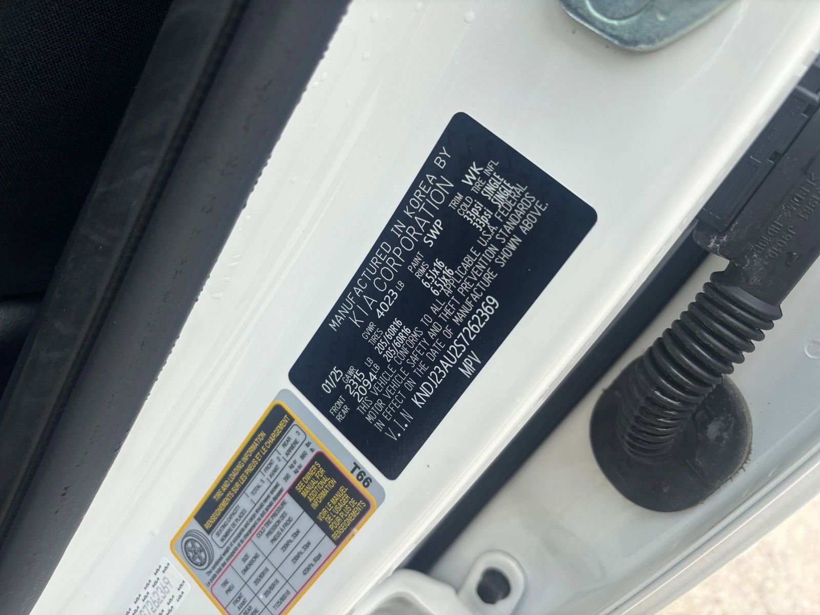 Used 2025 Kia Soul LX w/ LX Technology Package FWD image 27