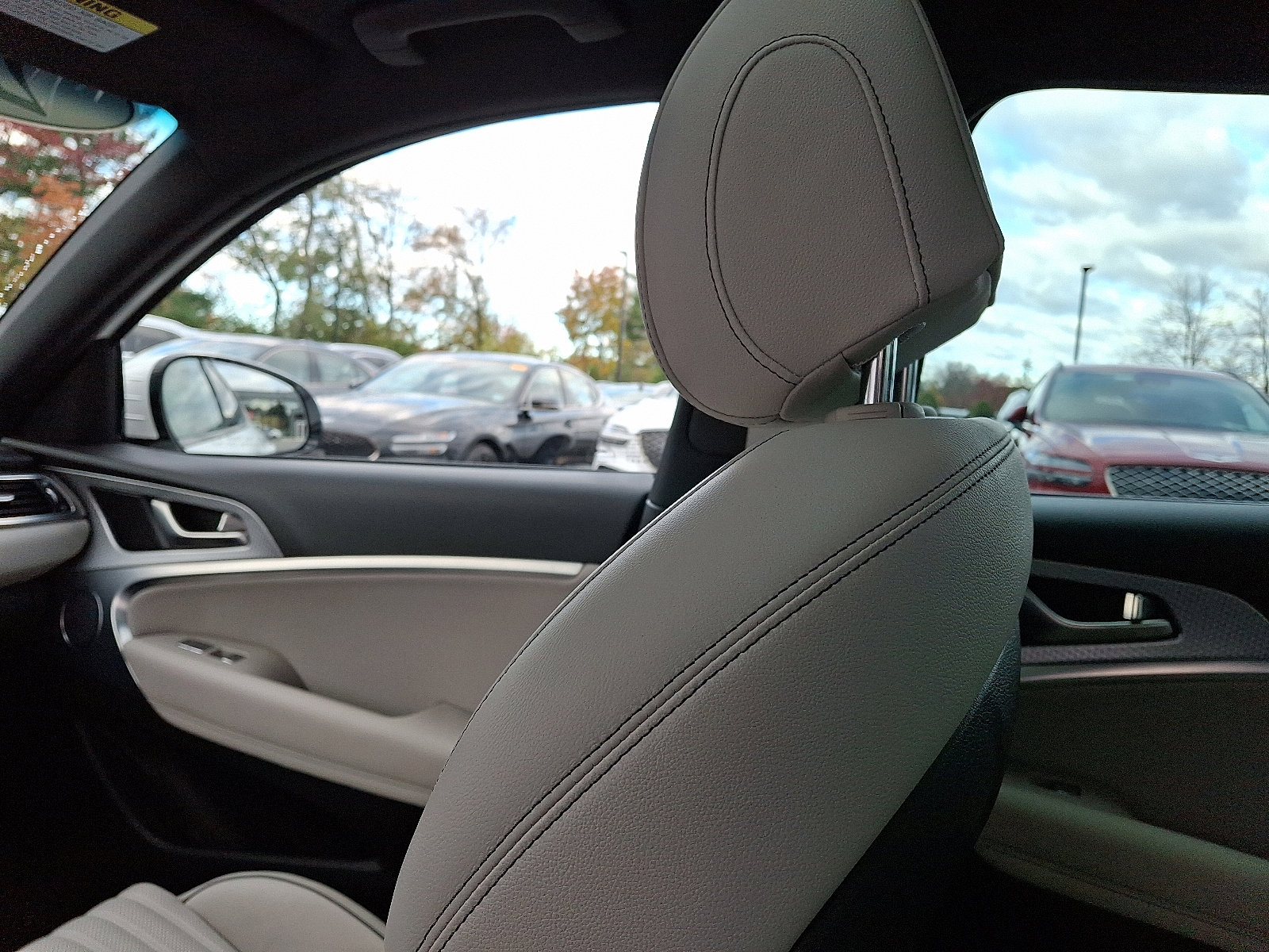 Certified 2023 Genesis G70 2.0T w/ Sport Prestige Package image 17