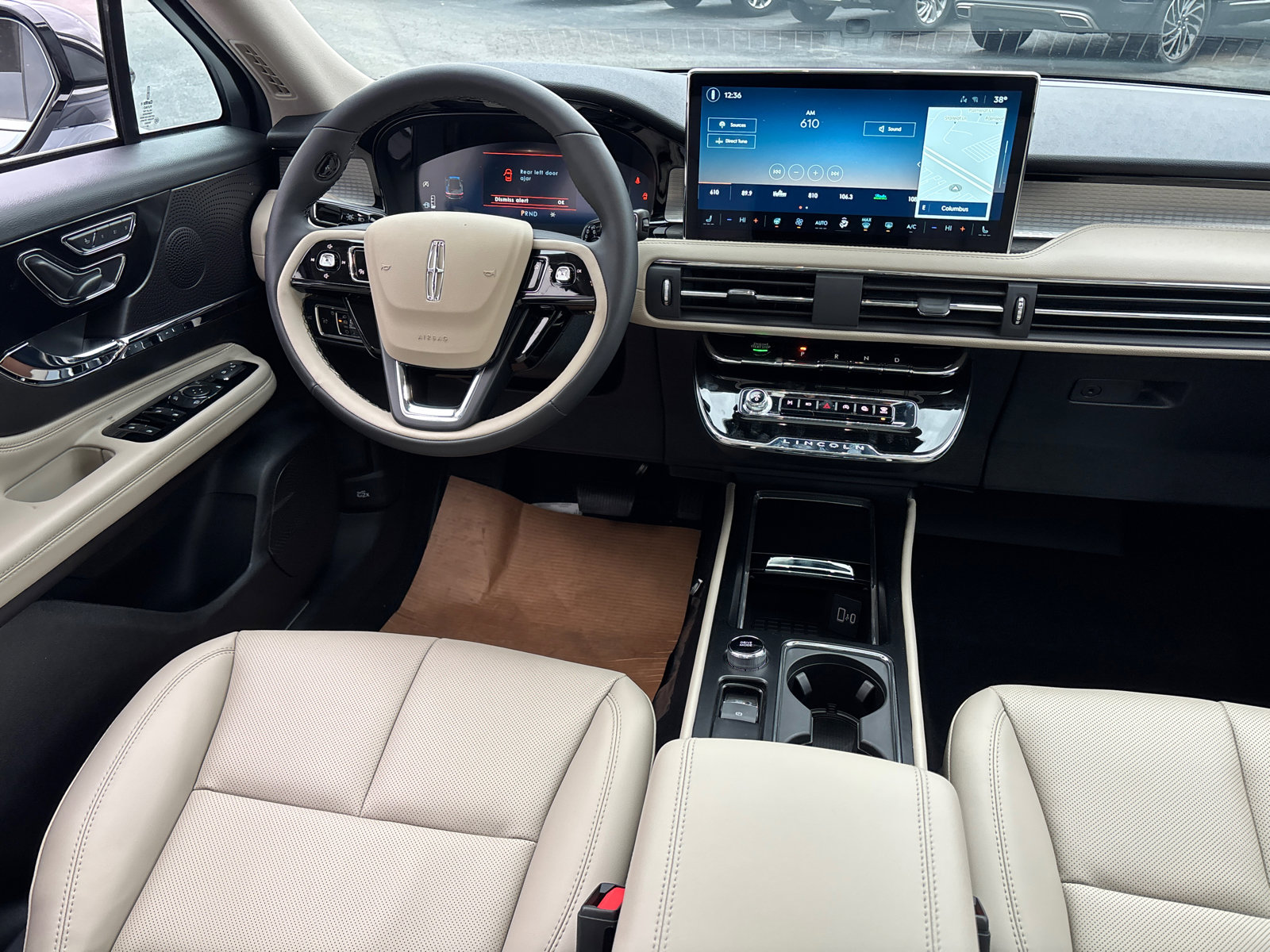 New 2026 Lincoln Corsair Premiere image 31