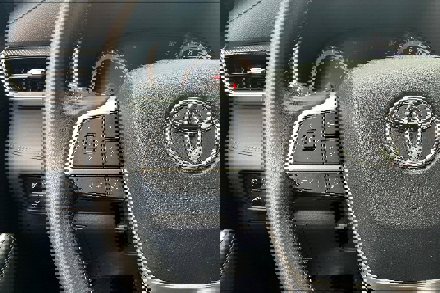 Used 2023 Toyota Highlander XSE image 23