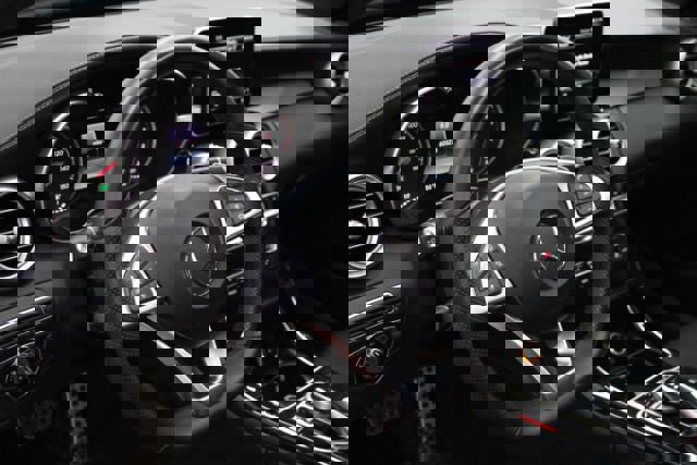 Used 2015 Mercedes-Benz C 400 4MATIC image 17