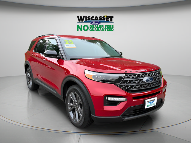 Used 2023 Ford Explorer XLT w/ Equipment Group 202A AWD/4WD image 1