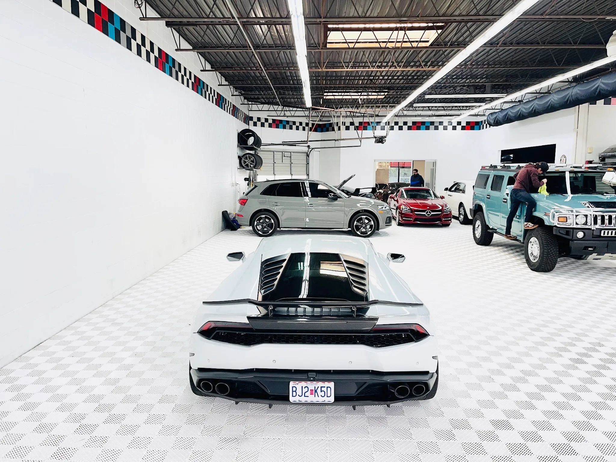 Used 2015 Lamborghini Huracan LP 610-4 image 17