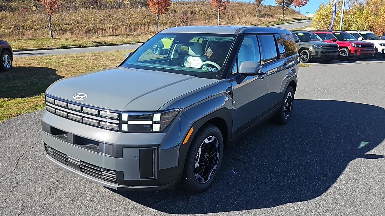 New 2026 Hyundai Santa Fe SE image 3