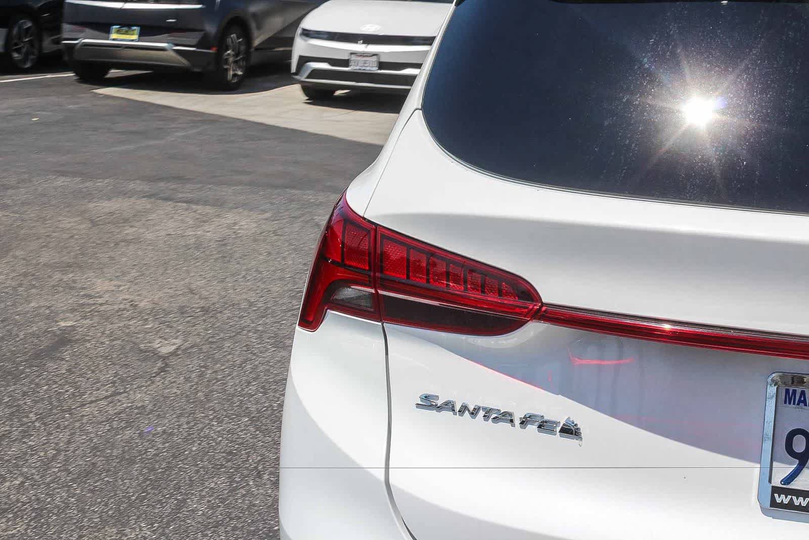 Certified 2022 Hyundai Santa Fe SEL Convenience AWD/4WD image 8