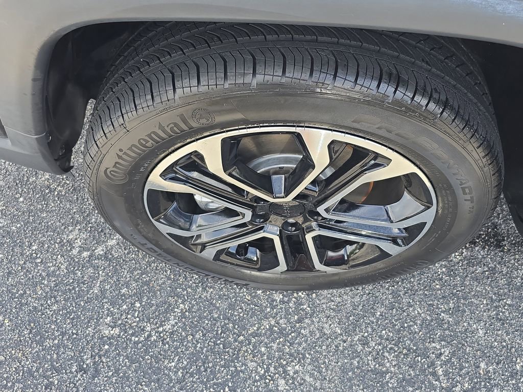 Used 2022 Jeep Compass Limited image 11