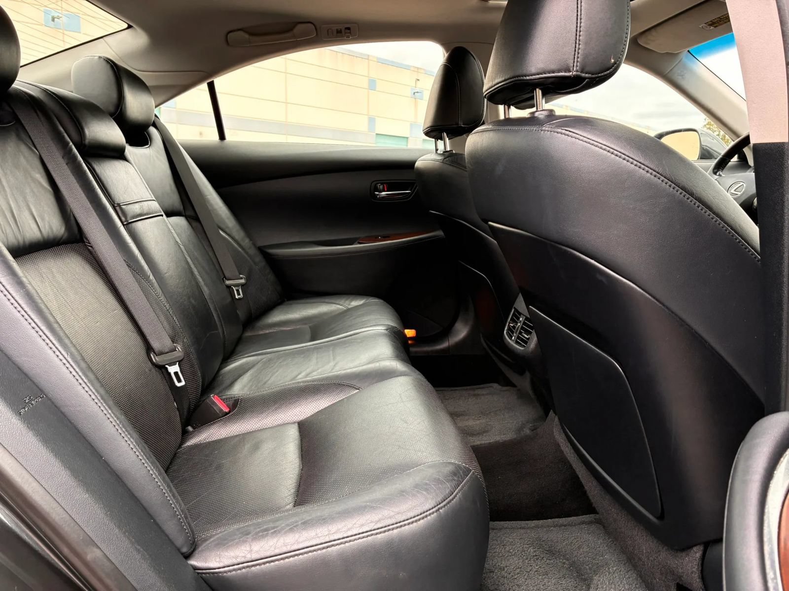Used 2010 Lexus ES 350 FWD image 36