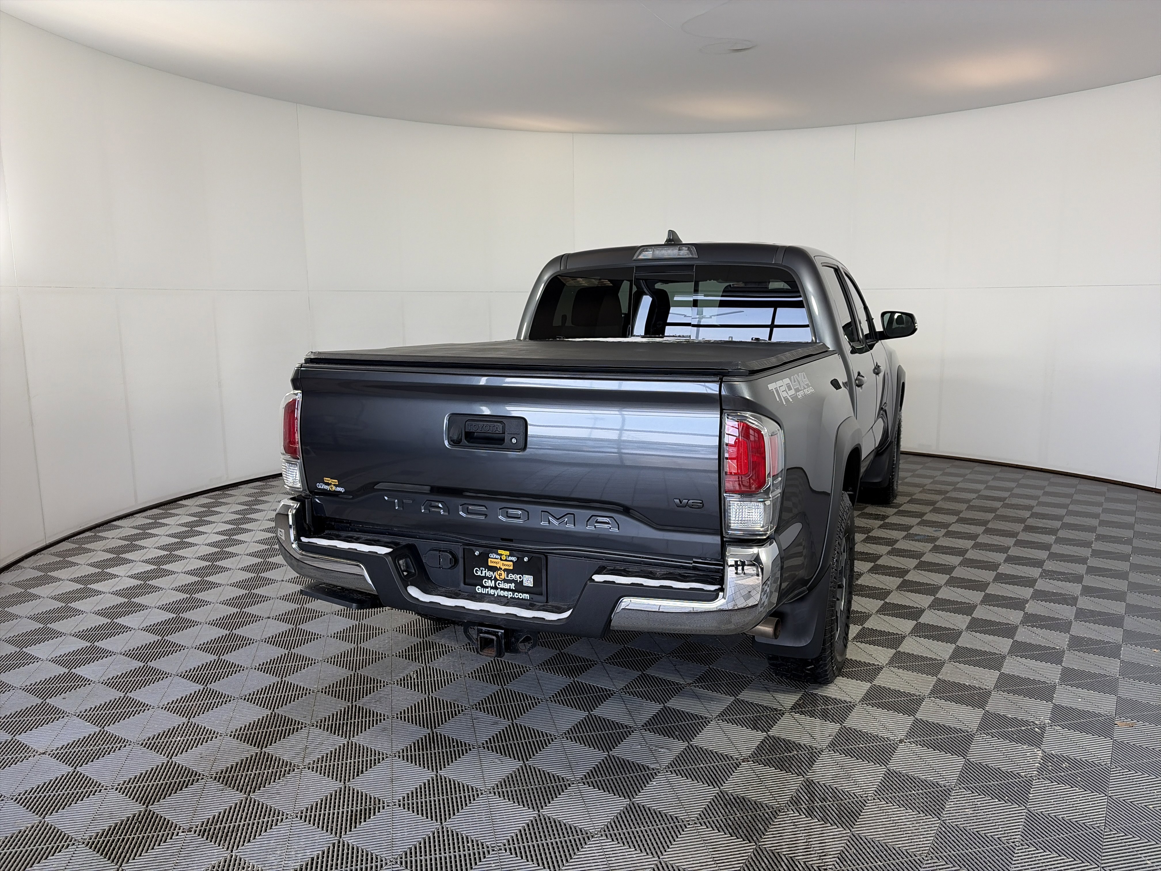 Used 2023 Toyota Tacoma TRD Off-Road image 10