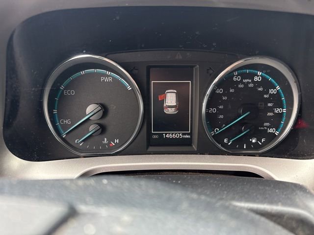 Used 2018 Toyota RAV4 XLE image 16