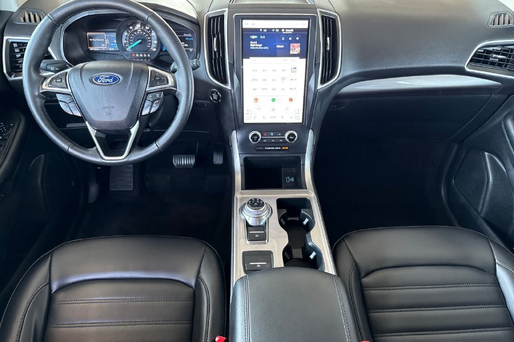 Used 2024 Ford Edge SEL AWD/4WD image 13