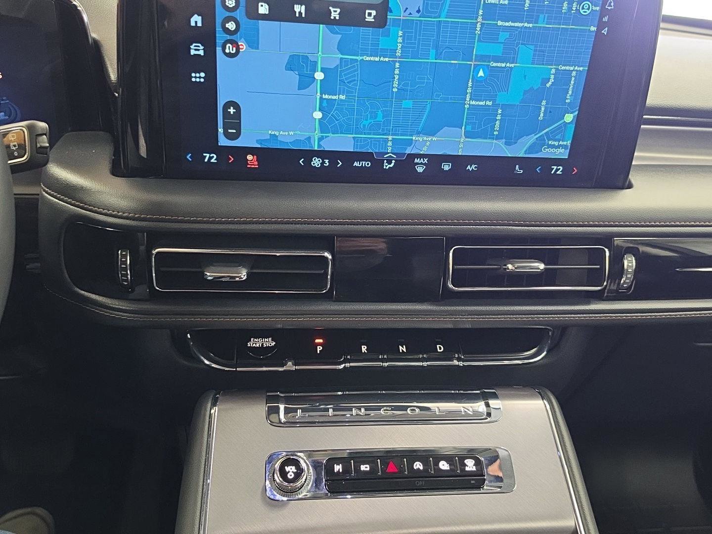 Used 2025 Lincoln Aviator AWD w/ Jet Appearance Package image 10