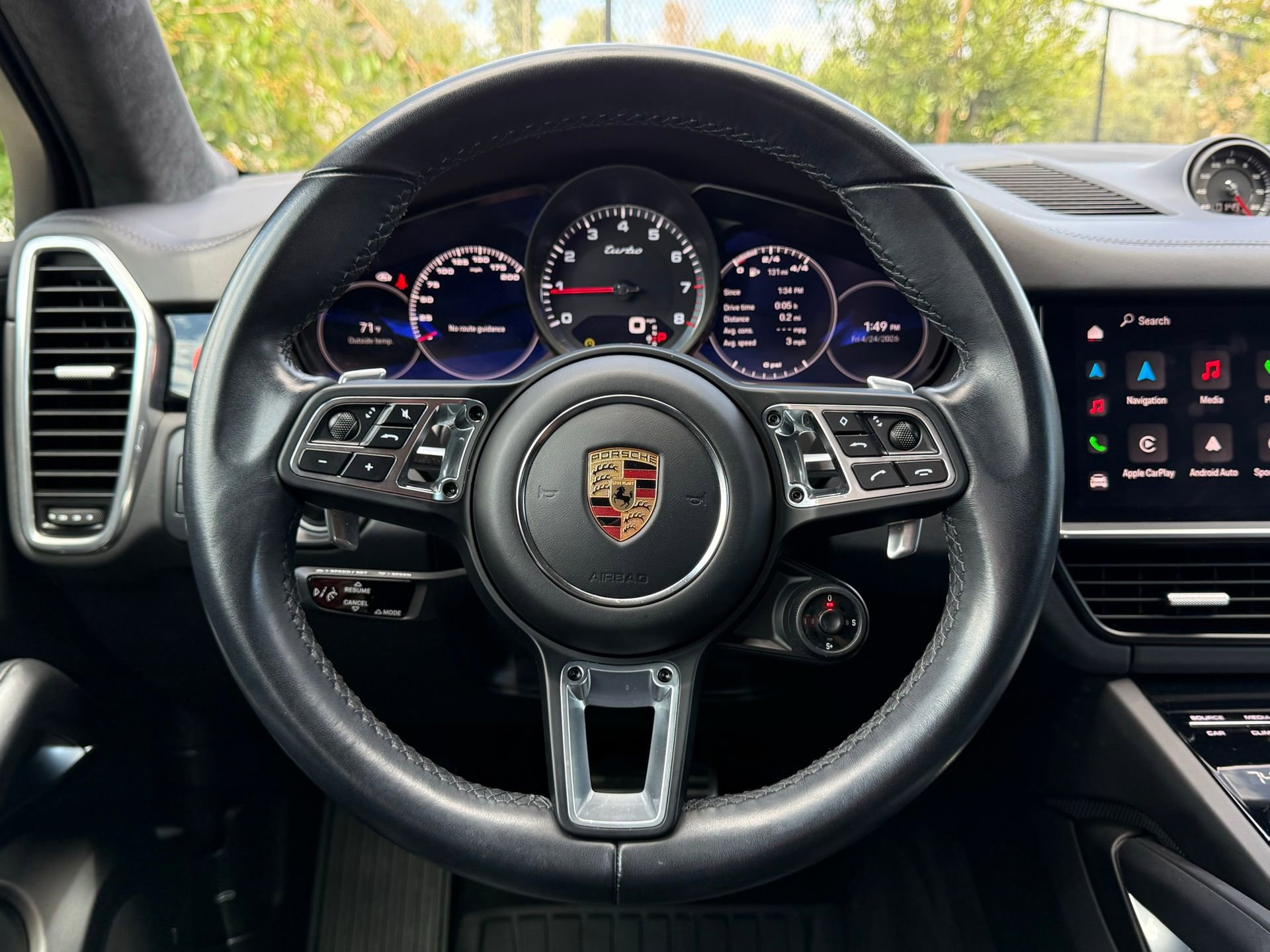 Certified 2022 Porsche Cayenne Turbo w/ Performance Package (PG2) AWD/4WD image 15