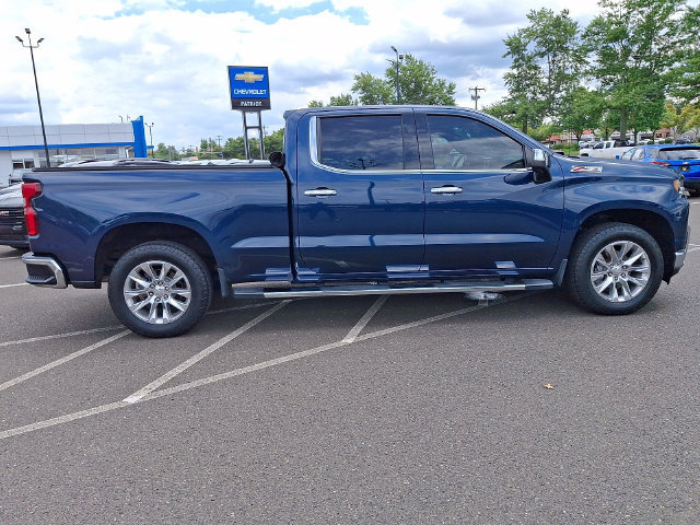 Used 2021 Chevrolet Silverado 1500 LTZ w/ LTZ Premium Package AWD/4WD image 9