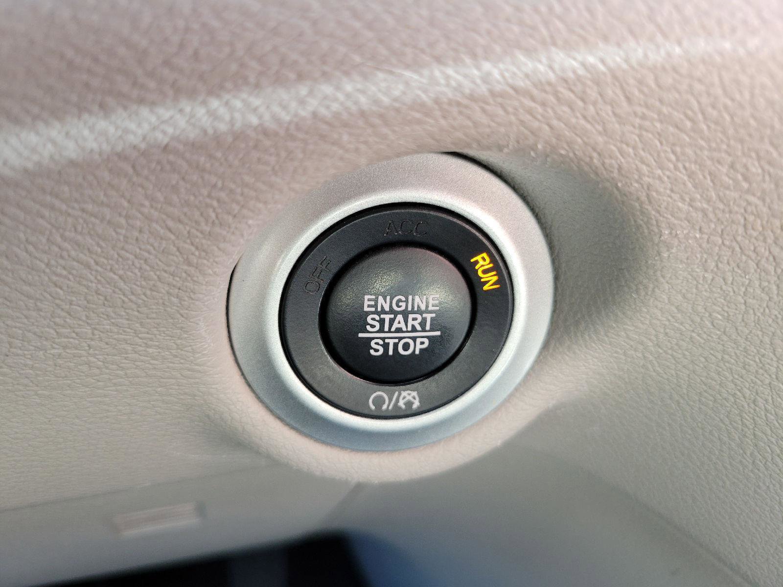 Used 2024 Chrysler Voyager LX image 12