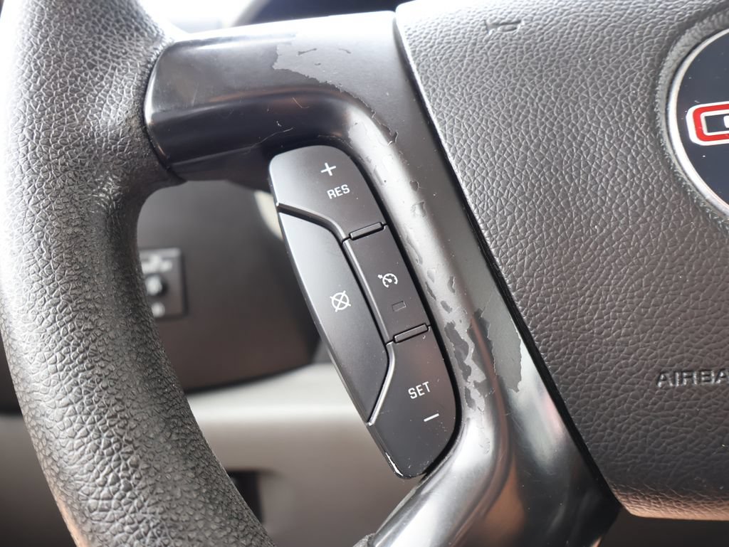 Used 2011 GMC Sierra 2500 W/T w/ Work Truck Preferred Package AWD/4WD image 14