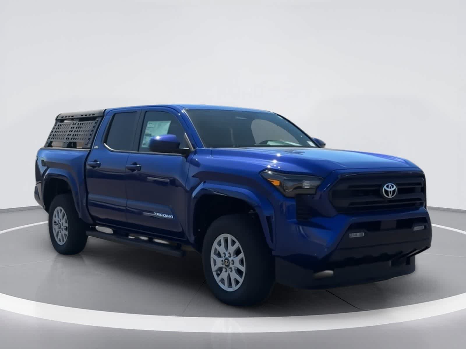 Used 2025 Toyota Tacoma SR5 AWD/4WD image 2