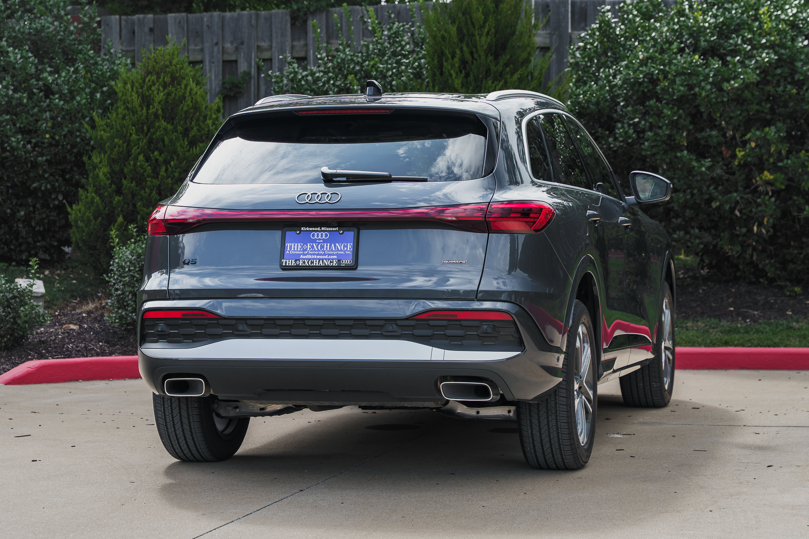 Certified 2025 Audi Q5 Premium AWD/4WD image 3