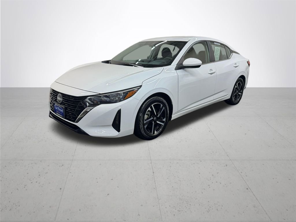Used 2024 Nissan Sentra SV FWD image 2