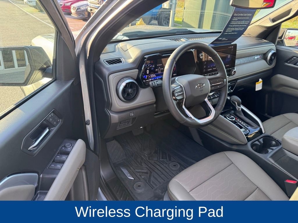 Used 2025 Chevrolet Colorado ZR2 w/ Technology Package image 9