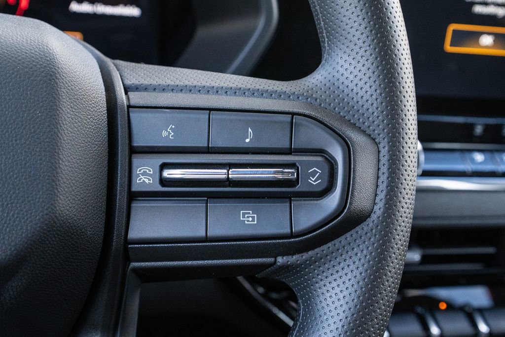 New 2026 Chevrolet Colorado W/T image 17