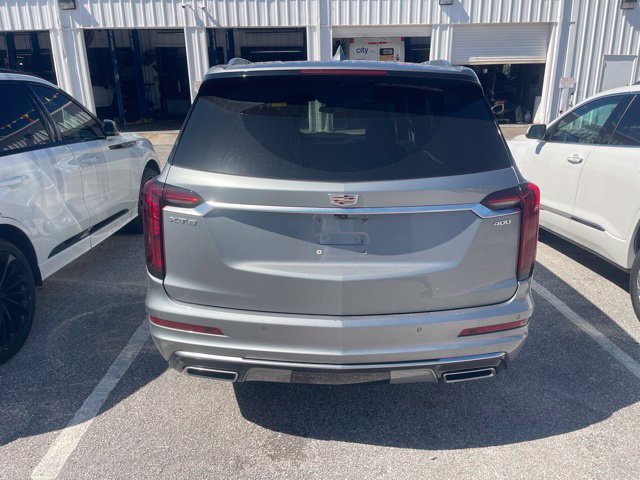 Used 2024 Cadillac XT6 Premium Luxury w/ LPO, Floor Liner Package FWD image 5