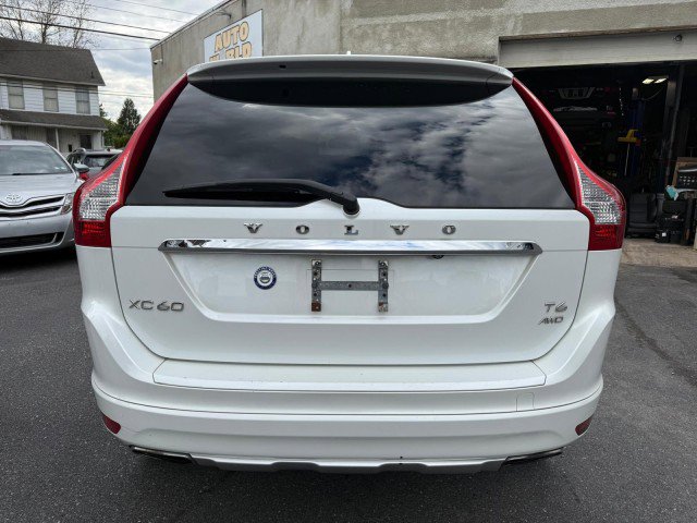 Used 2015 Volvo XC60 T6 Platinum AWD/4WD image 21
